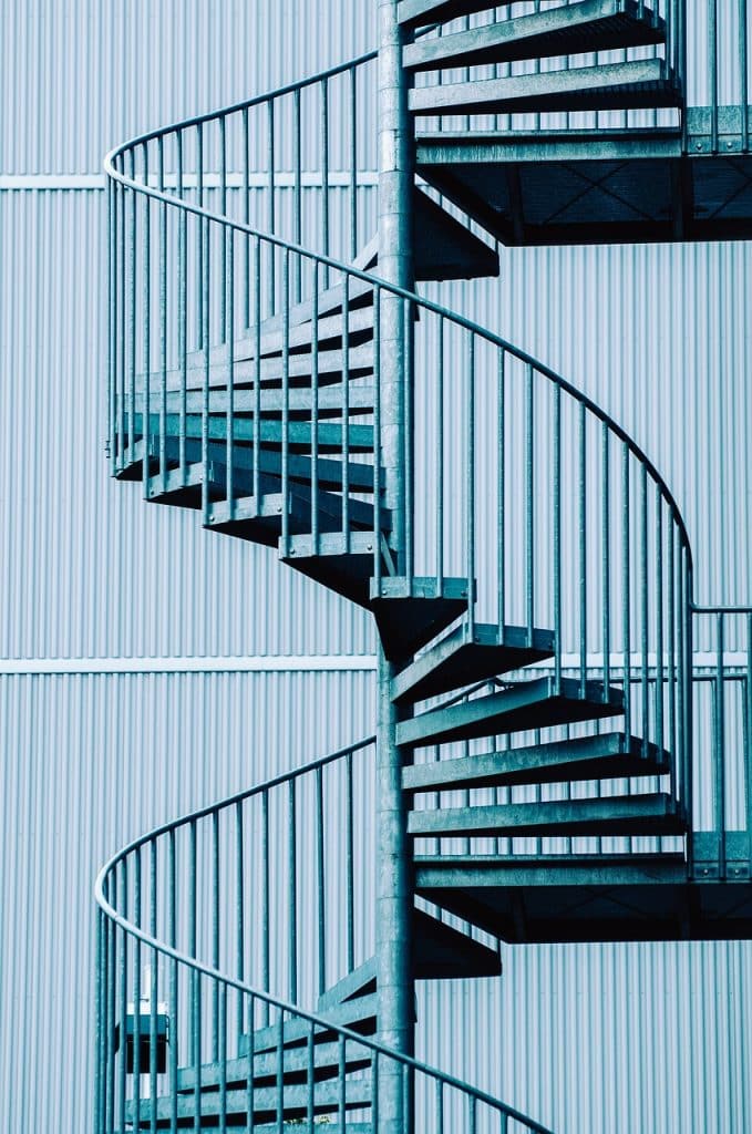Pintar escaleras Marlofa
