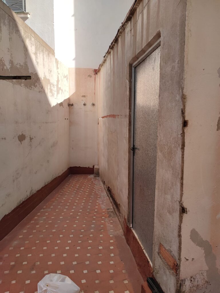 Pintar trasteros en Fuentes de Ebro 