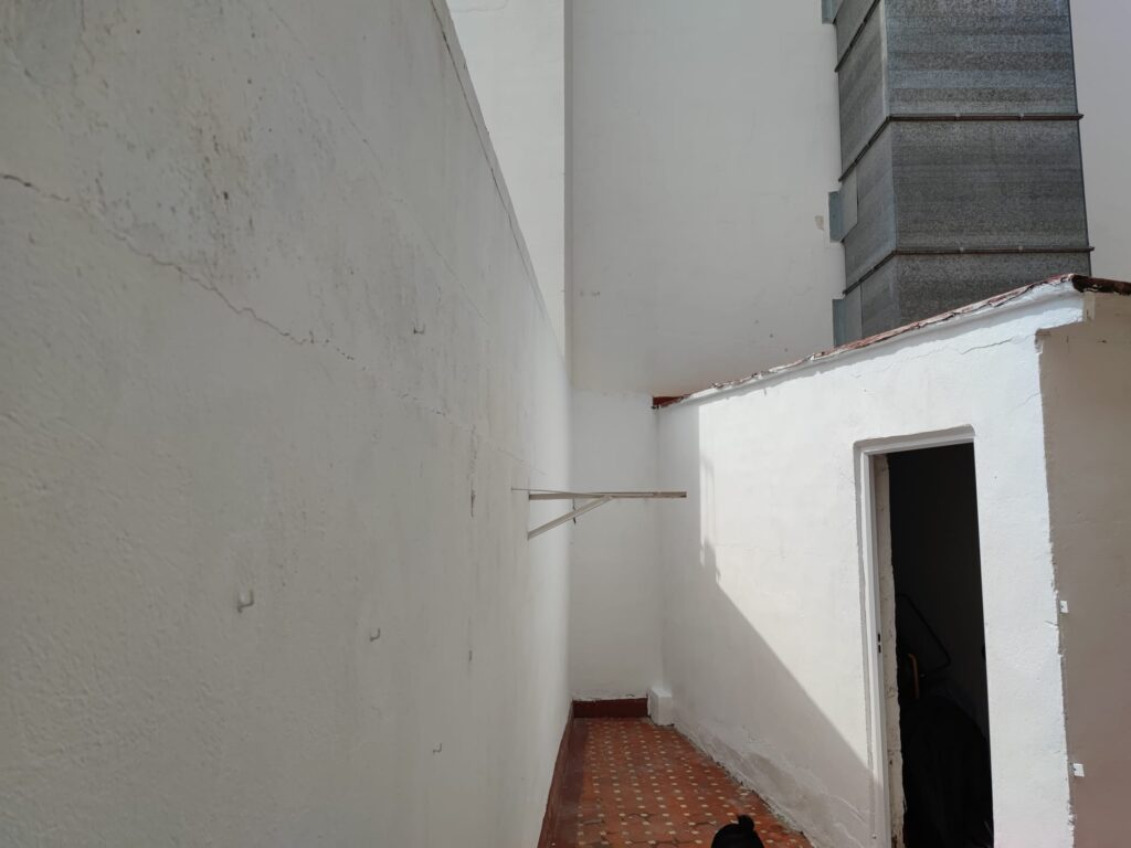 Pintar trasteros en Pinseque 